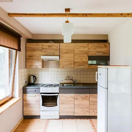 Wataha - Caloroczny Nad Jeziorem