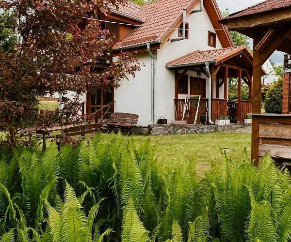 Wataha - Caloroczny Nad Jeziorem * Mikolajki (Mragowo)